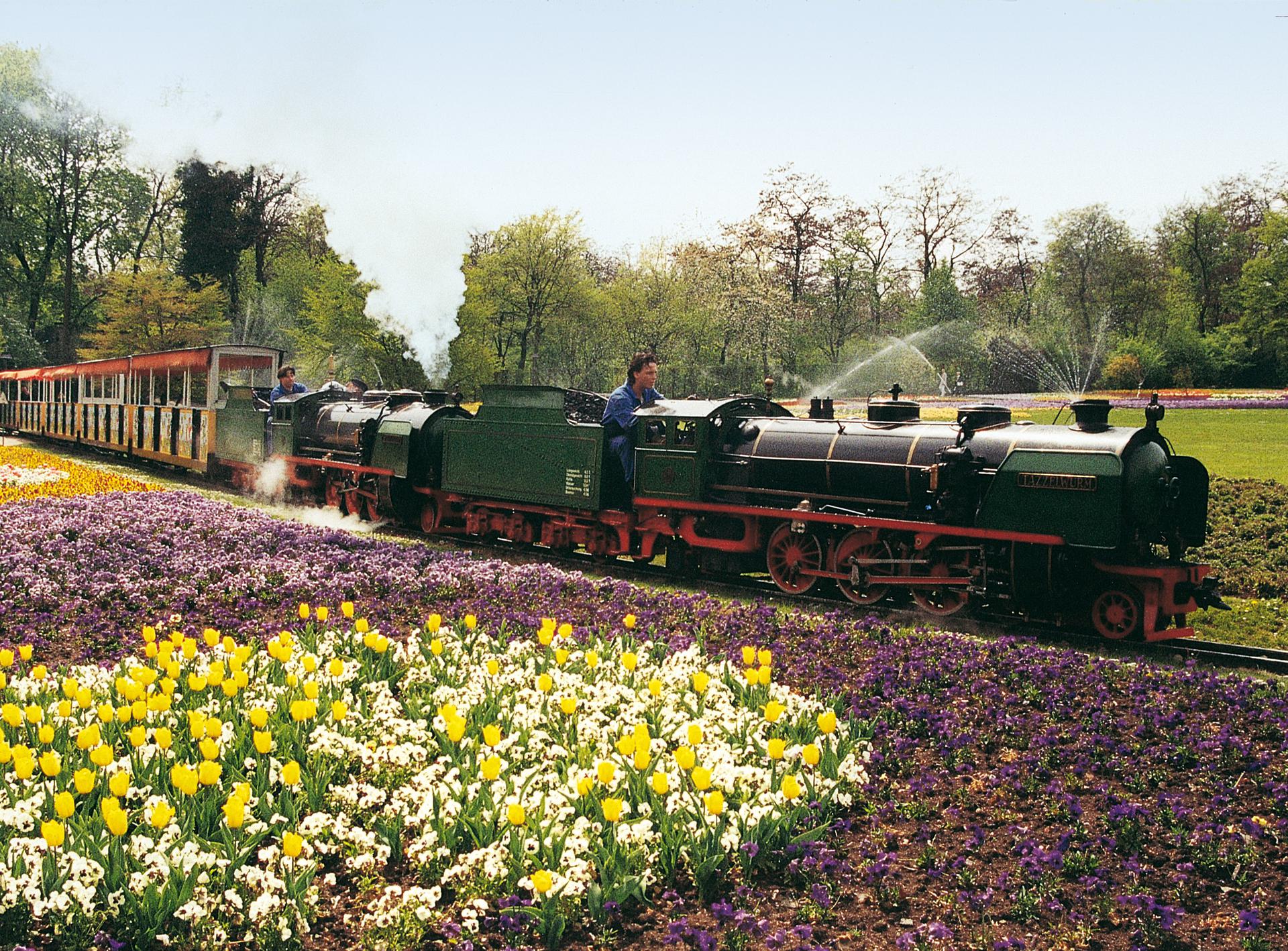 Hier sehen Sie die Killesbergbahn an unserem Startpunkt dem Killesberg; Foto: ©SMG 01